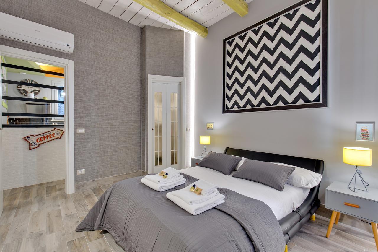 Rome As You Feel - Design Apartment At Colosseum מראה חיצוני תמונה