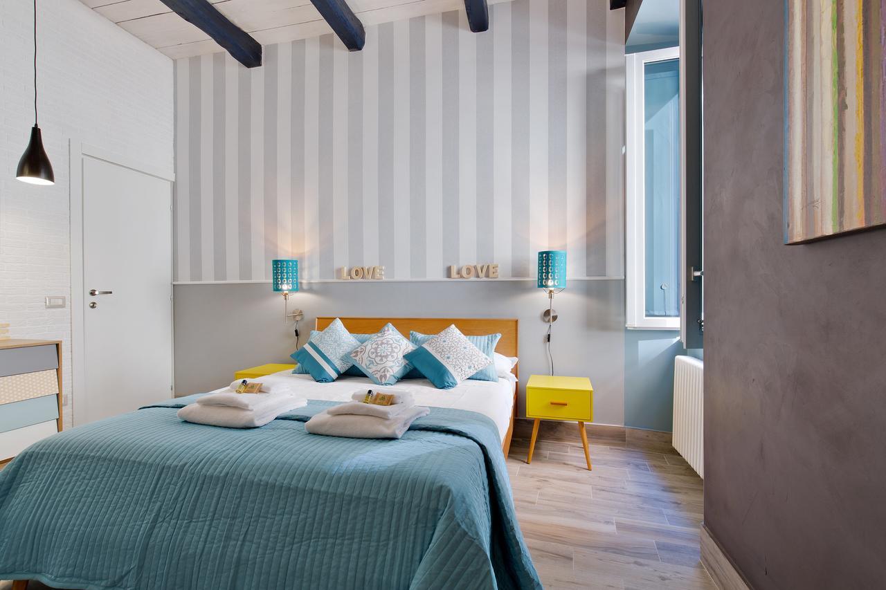 Rome As You Feel - Design Apartment At Colosseum מראה חיצוני תמונה