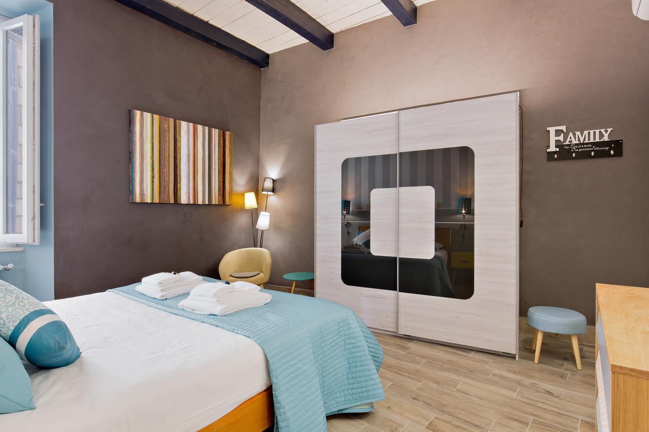 Rome As You Feel - Design Apartment At Colosseum מראה חיצוני תמונה